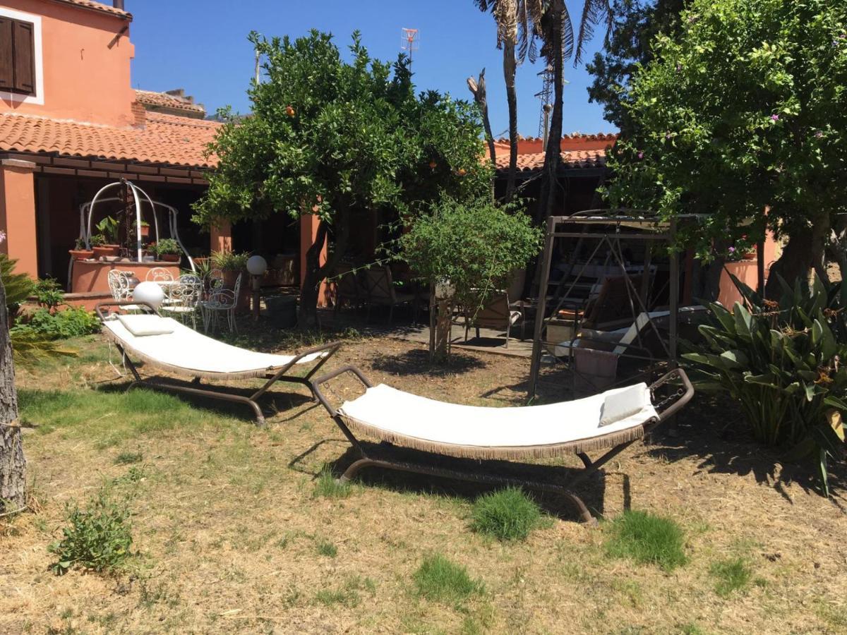 B B Casa Vacanze Il Pino Di Pino Lascari Bagian luar foto