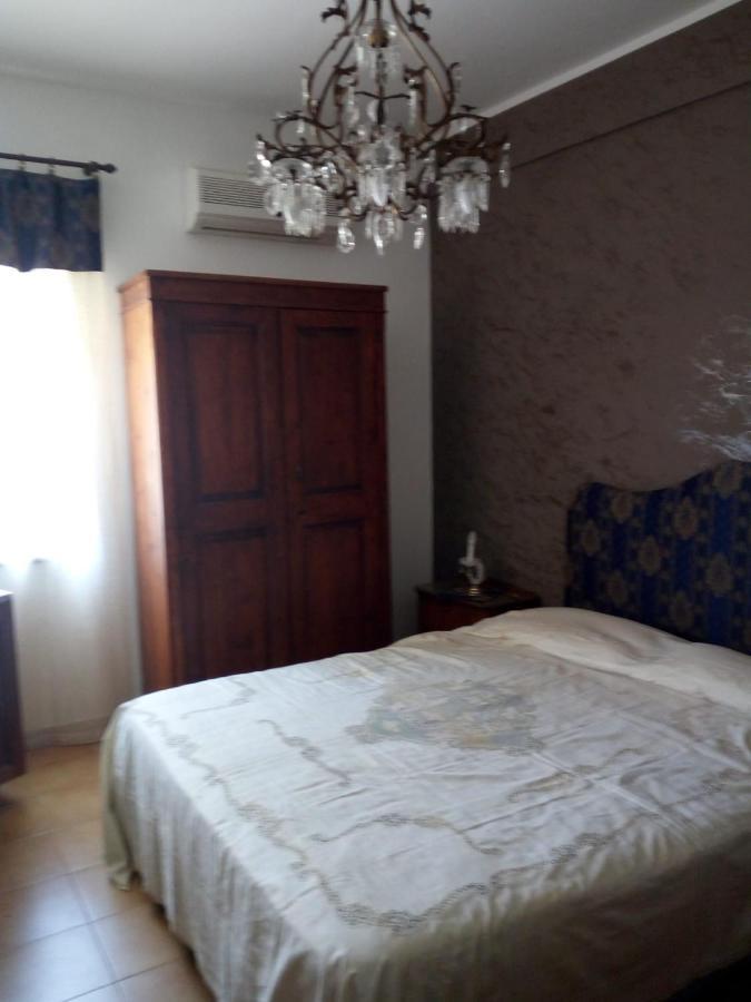 B B Casa Vacanze Il Pino Di Pino Lascari Bagian luar foto