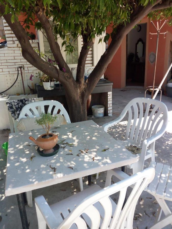 B B Casa Vacanze Il Pino Di Pino Lascari Bagian luar foto